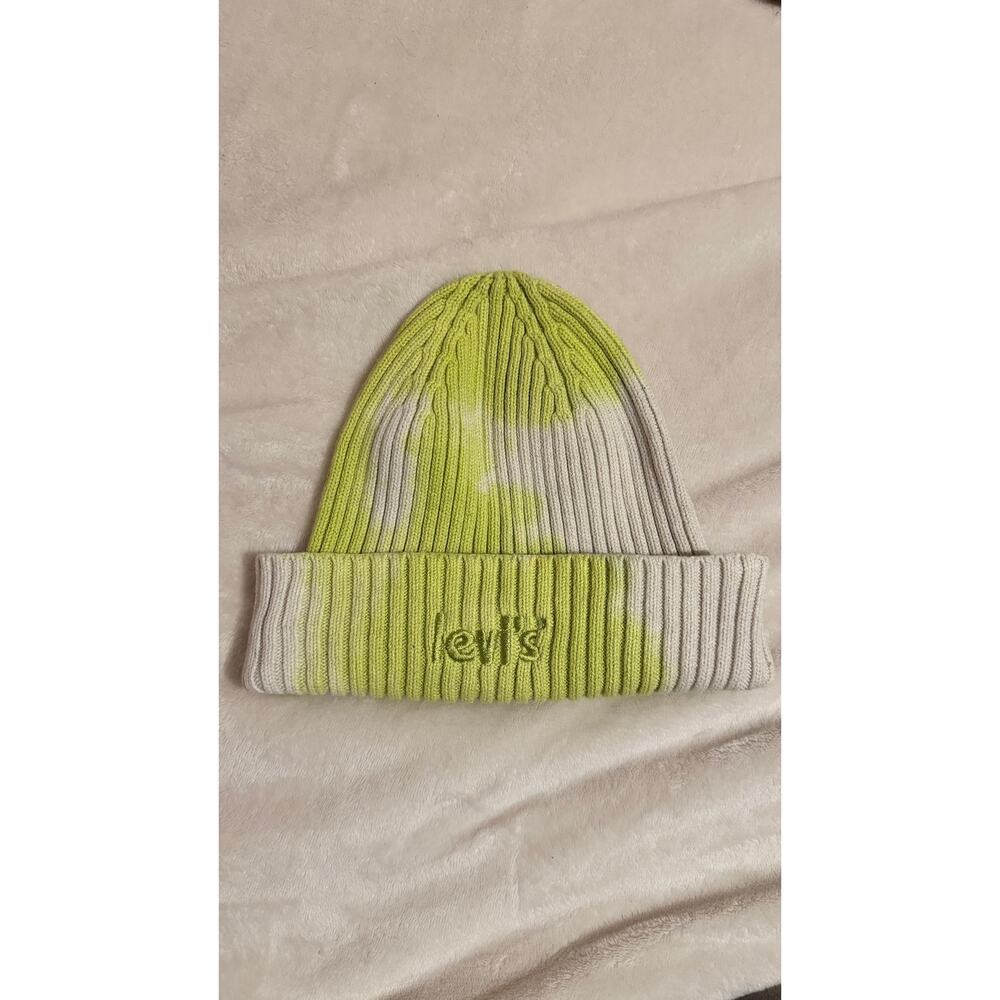 Yellow green, tie-dyed Levi’s Cotton beanie